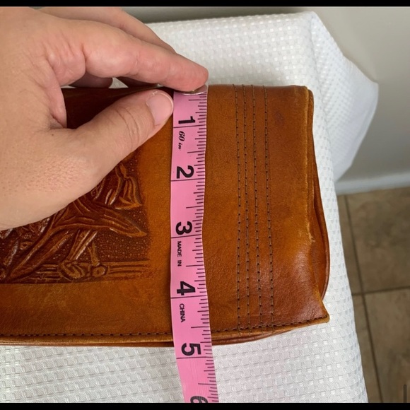 Vintage Women’s Leather Cognac Hand Tooled Rodeo Bull Rider Wallet | Mini Bag - Picture 6 of 6